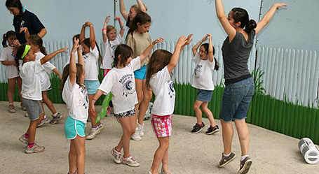 Dancing Girls Dancing Girls